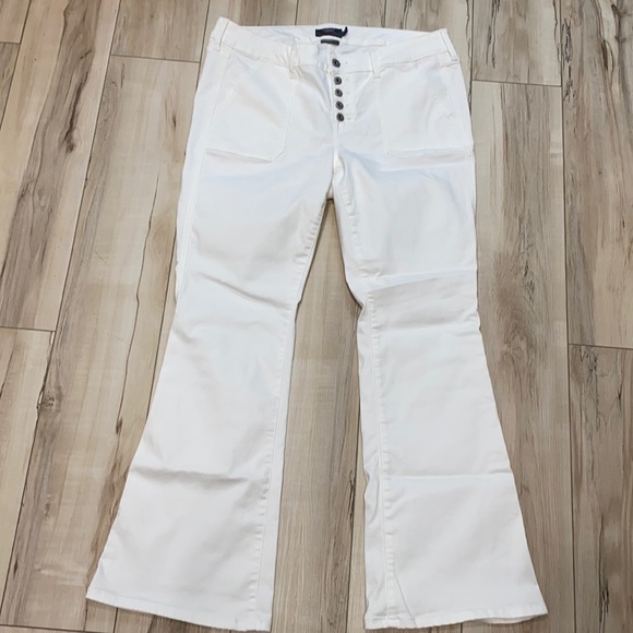 torrid Denim - NWOT Torrid white flare jeans 18 tall
